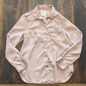 AE Super Soft And Flowy Pink Button-Up Shirt